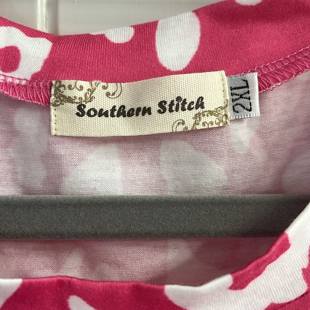 Southern stitch Pink and Green Floral Print Top - Picture 2 of 3